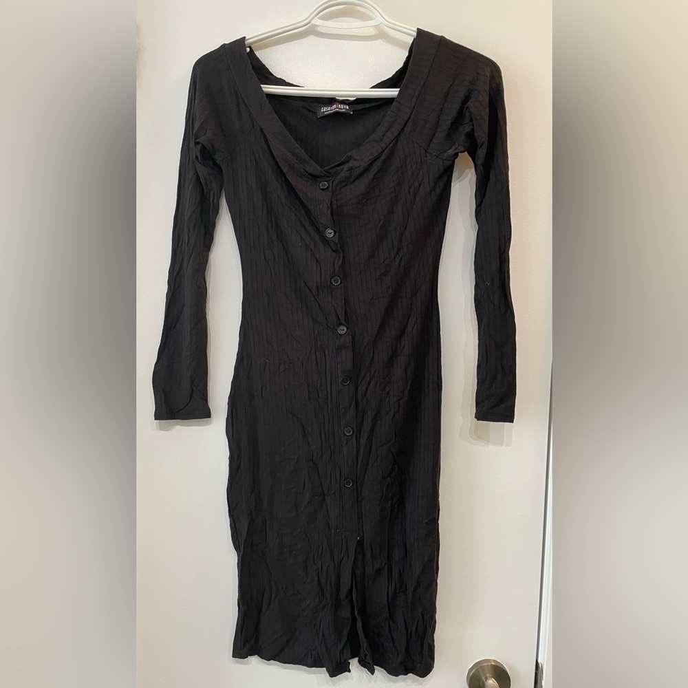 Fashion Nova Black Ribbed Button Down Long Sleeve Midi Dress - size M